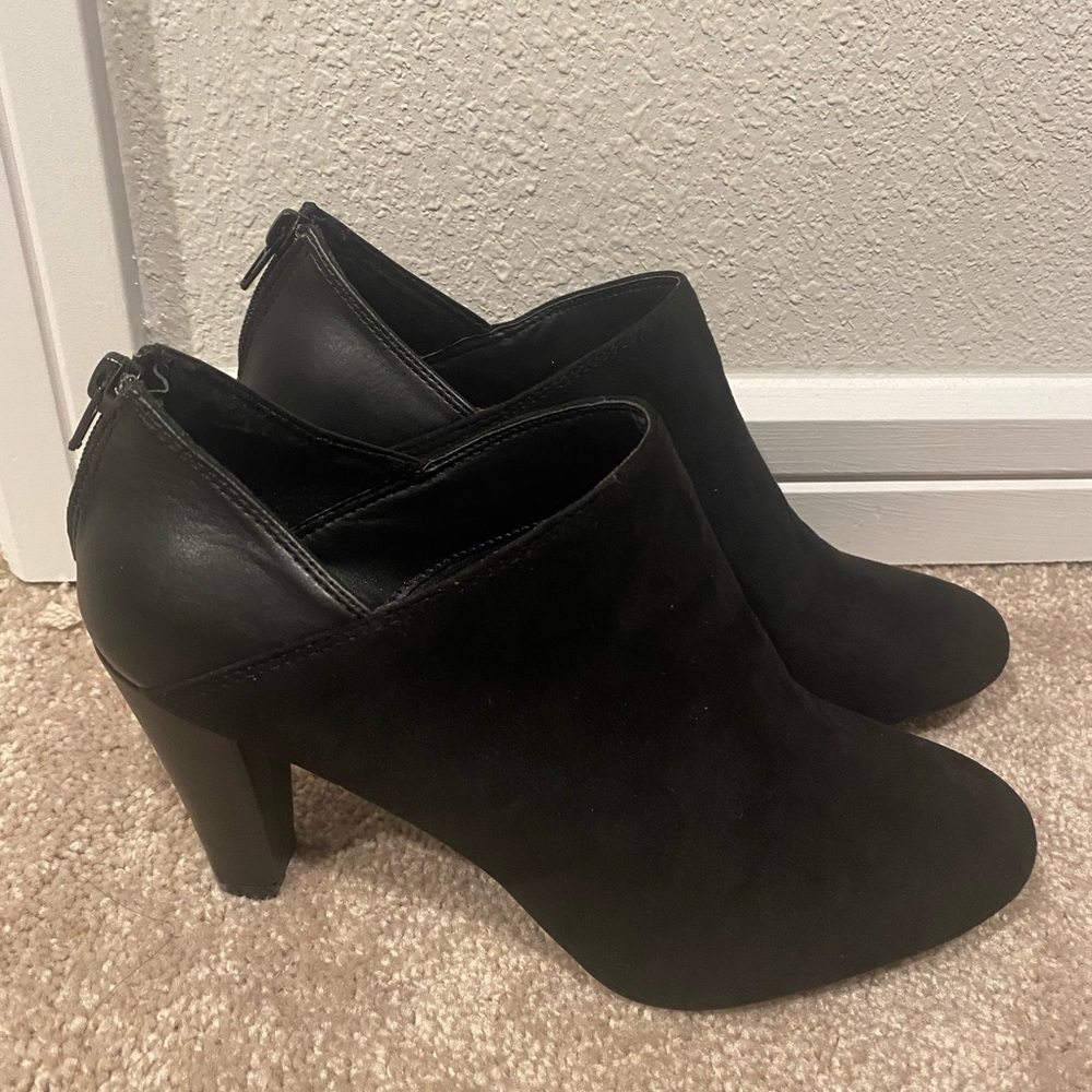 XOXO heels